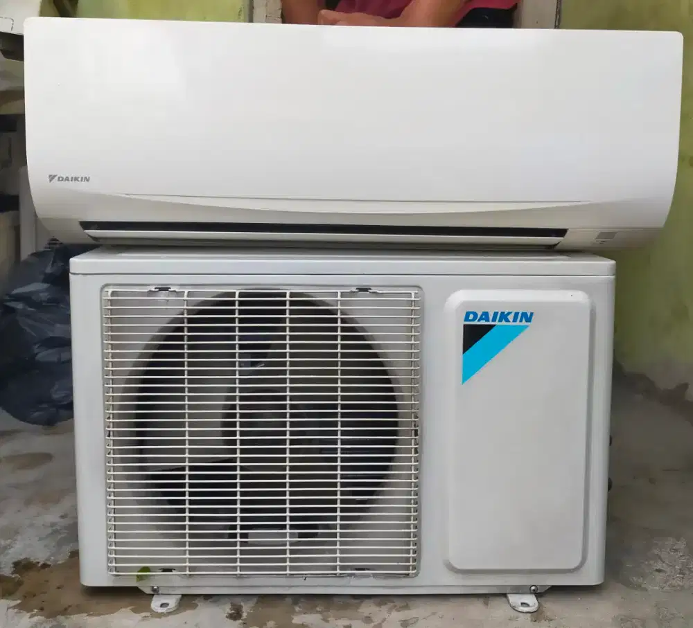 AC Daikin 1/2 pk lowatt