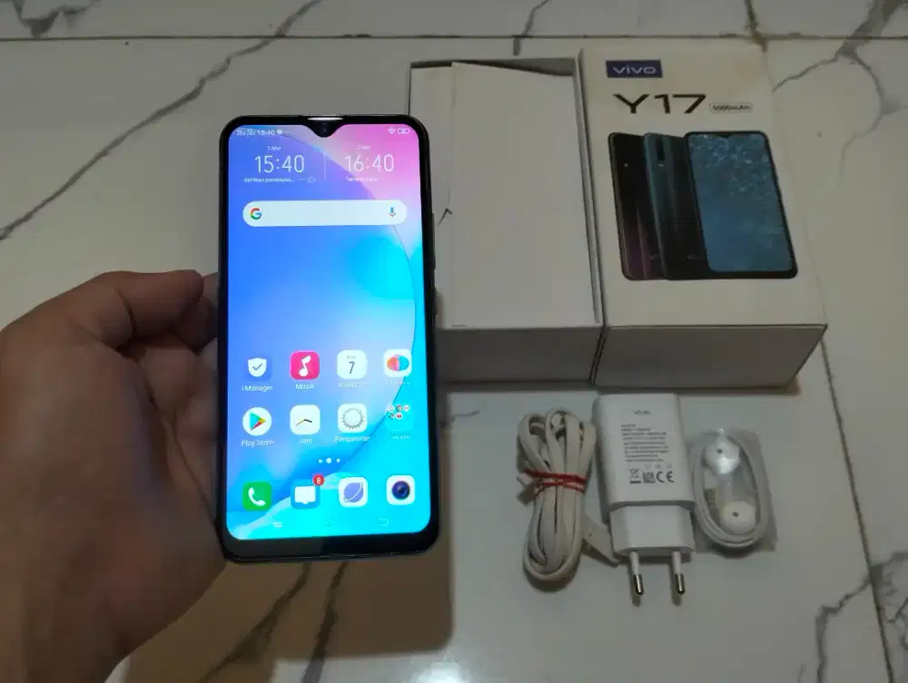 BUTUH UANG VIVO Y17 RAM 8GB / 256GB 4G LTE Duos 6.35in Finger 5000Mah