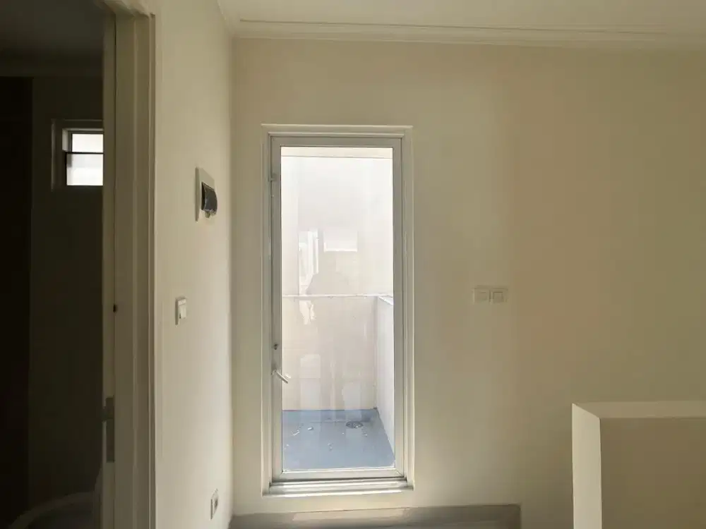 Disewakan Rumah Siap Huni di Cluster Tesla Ada Canopy