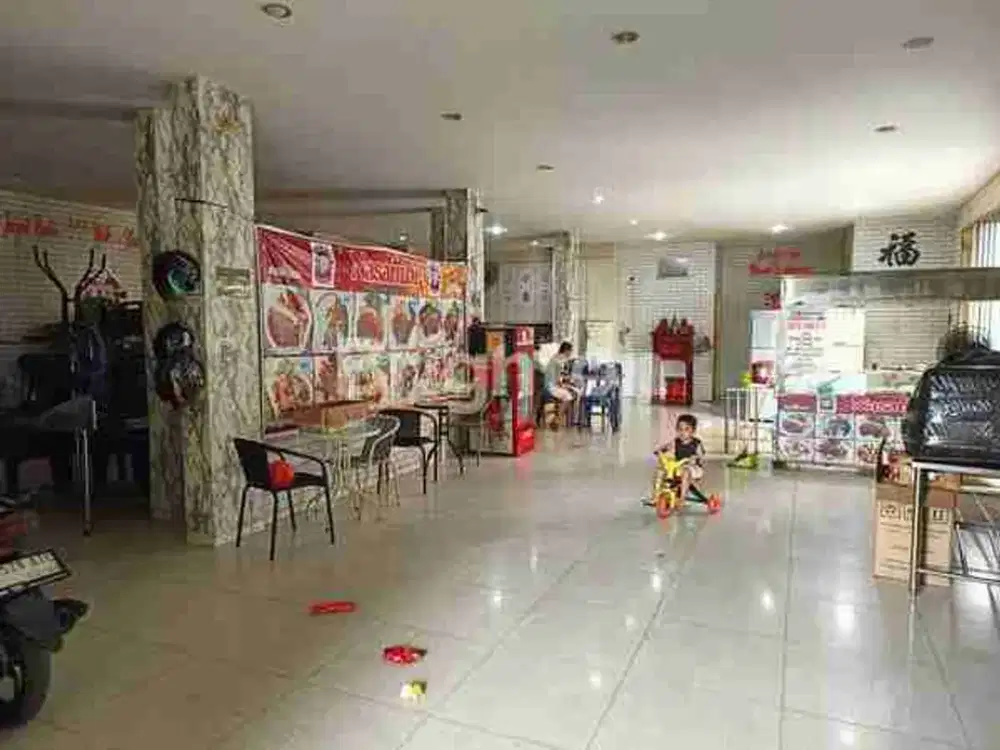 Ruko Gandeng Hook Jl. Thamrin