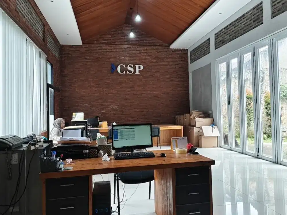Bisa Dijadikan Kantor, Rumah Berlokasi Strategis Di Kawasan Cipta Graha, Gunung Batu, Bandung