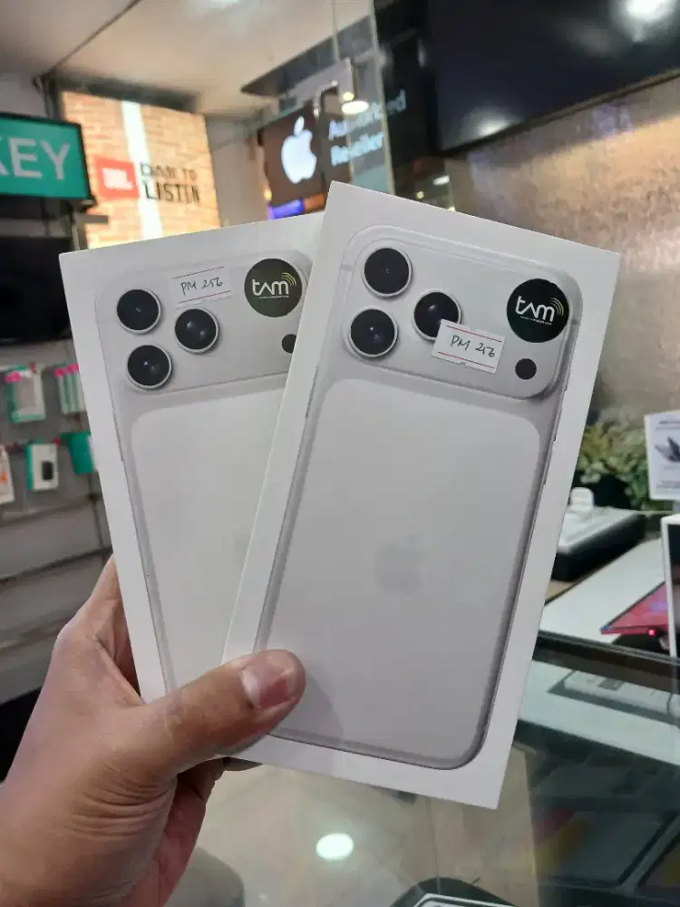 IPHONE 17 PROMAX 256GB SILVER NEW