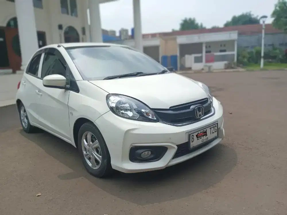 Dp 5 juta. Honda Brio E 1.2 MT