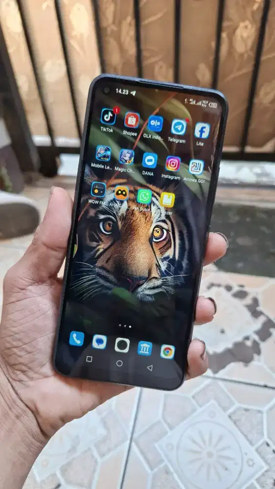 Infinix hot 10 4/128