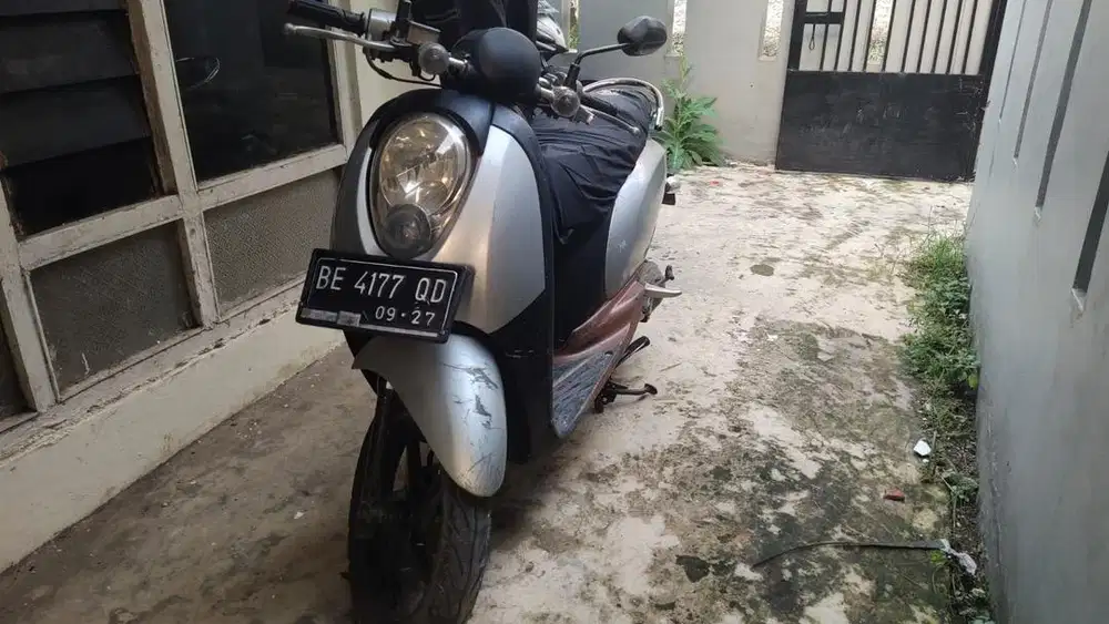 Honda scoopy karbu