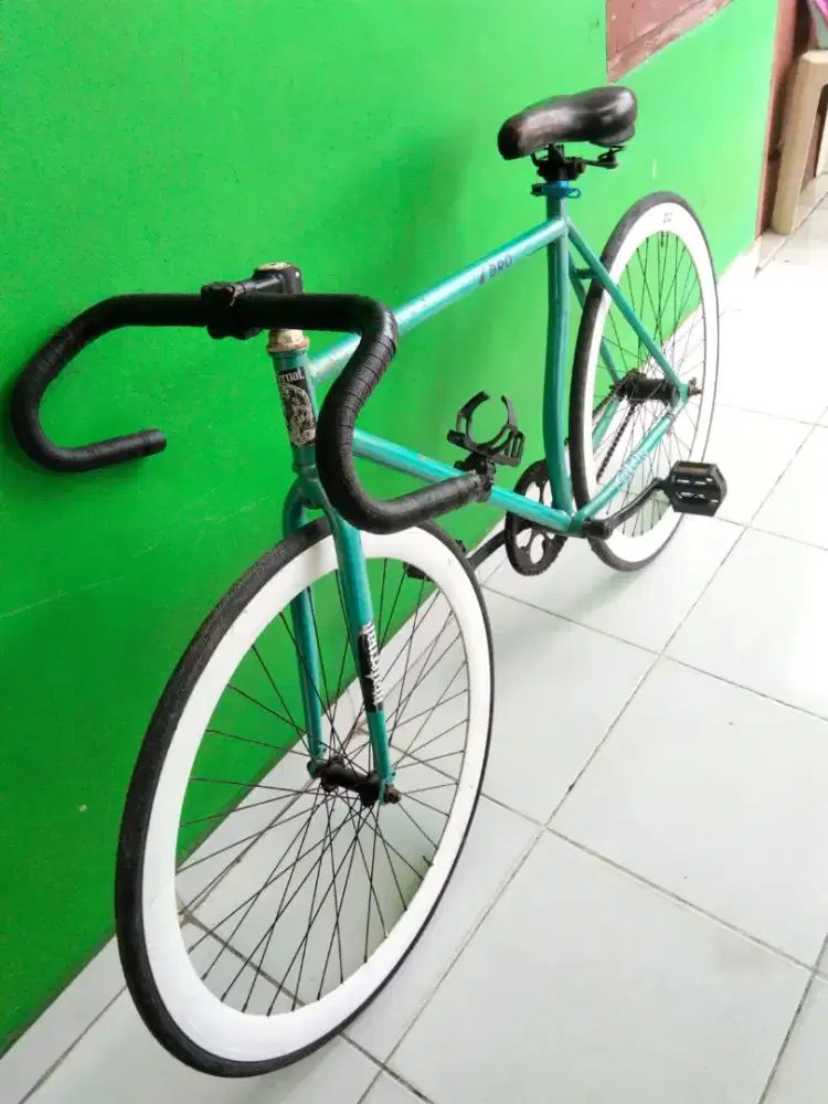Sepeda fixie Biru Tosca