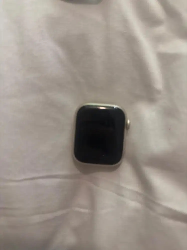 Apple watch series 8 starlight 41 MM