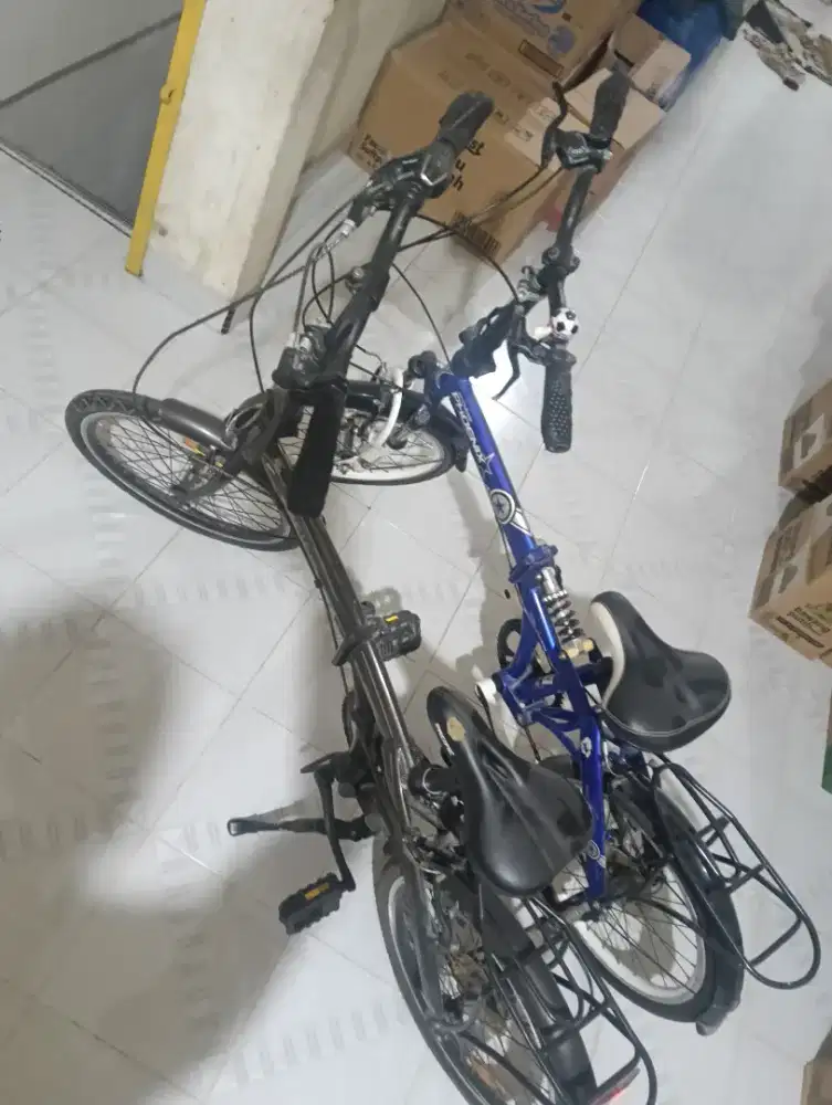 Dijual sepeda lipat merek Pacific dan Phoenix
