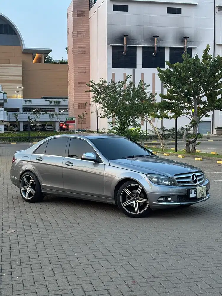 Mercedes Benz C200 Avantgarde CGI 2010