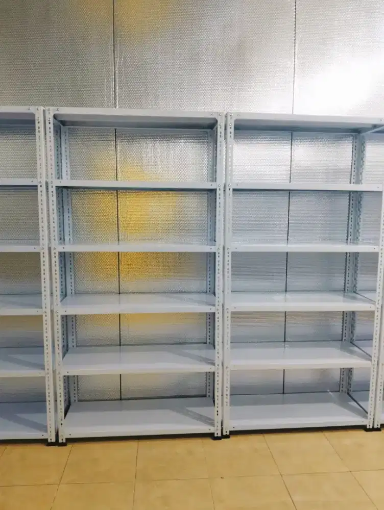 Rak besi siku lubang  Tebal 
5 dan 4 susun 100x40x200cm 
Bayar COD