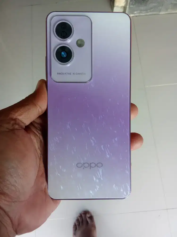 Oppo A79 5G purple
