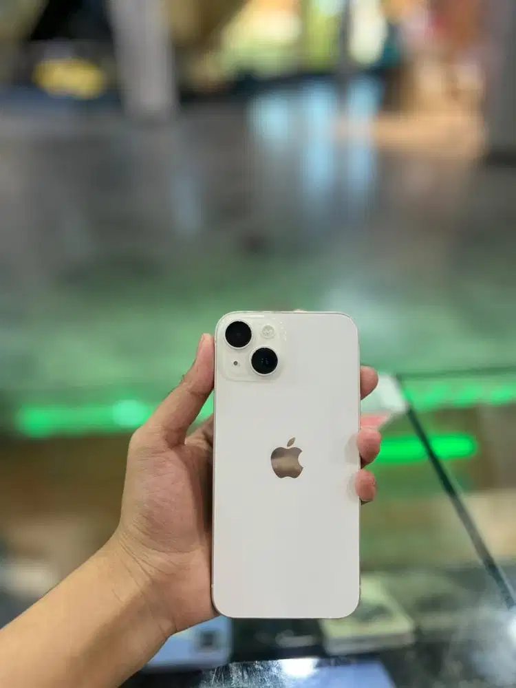 Iphone 14 128 pemakaian 3 bulan aja,garansi masi panjang