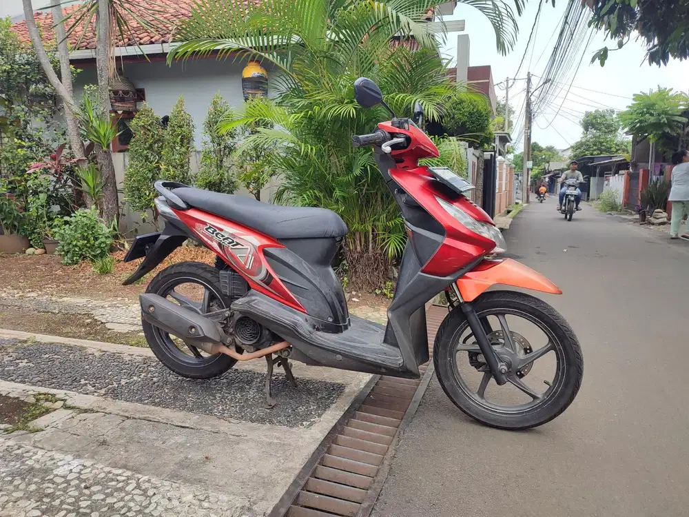 HONDA BEAT KARBU TAHUN 2011 MARKOTOP