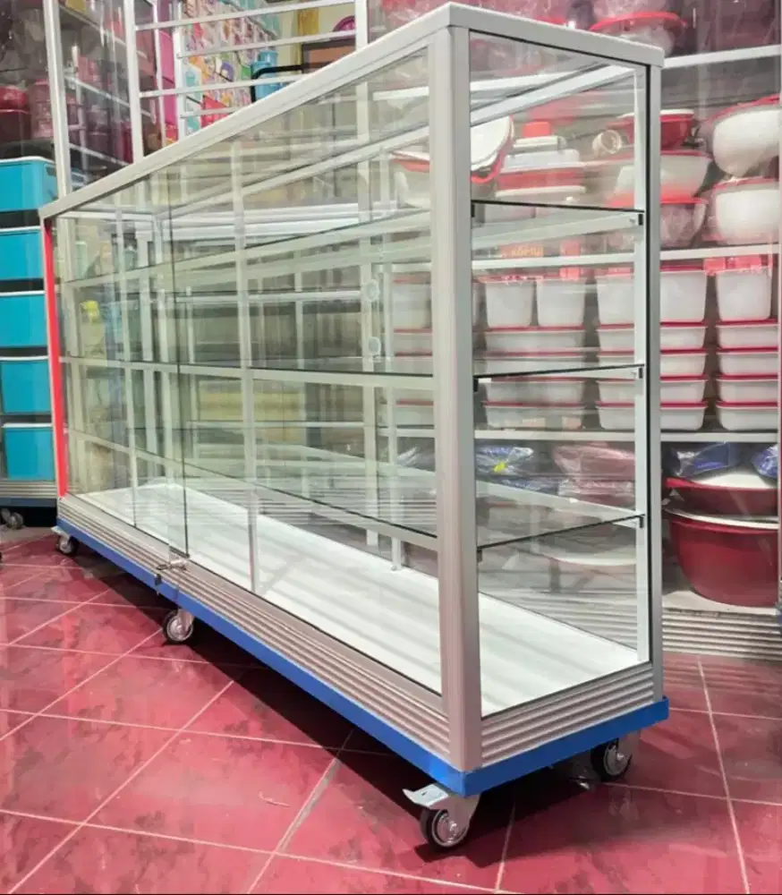 Etalase Aluminium 2 Meter Pakai Roda