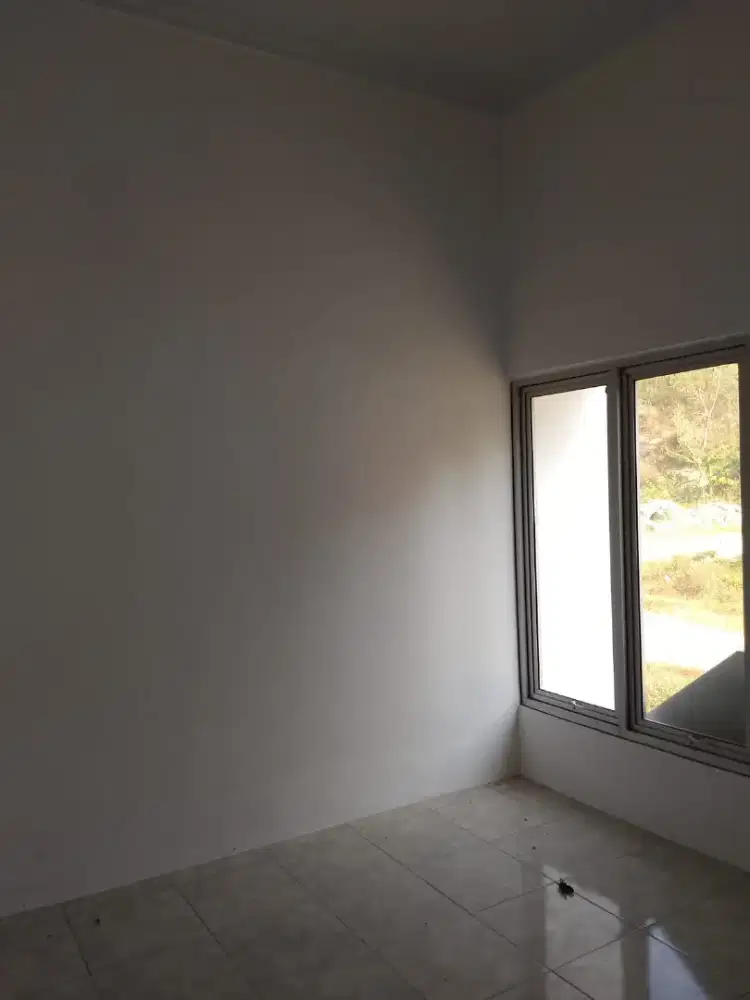 DISEWAKAN RUMAH MODERN - HAPPY HOME HILLS (B5)