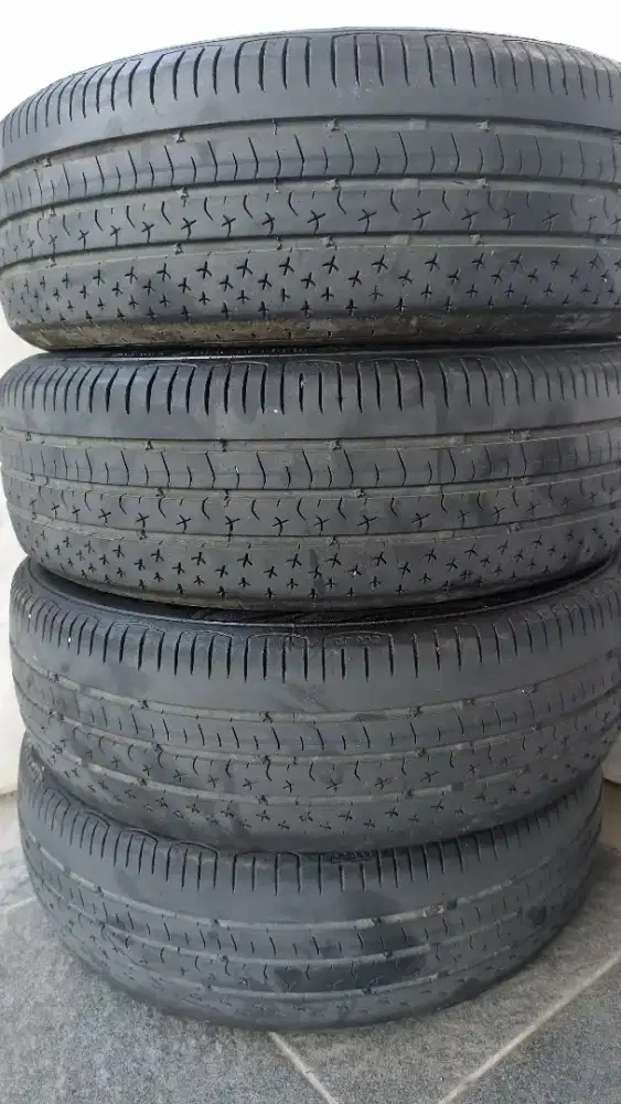 Ban Continental CC6