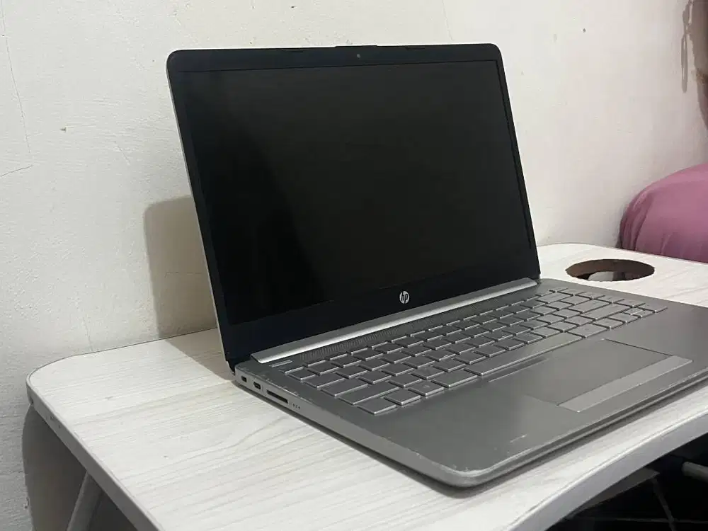 Laptop HP 14s 2019