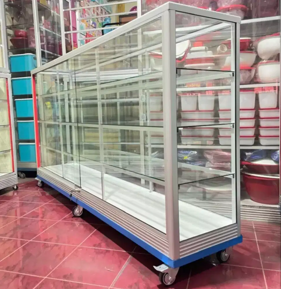 Di Jual Etalase Baru Sudah Pake Roda Ukuran 2Mx1M
