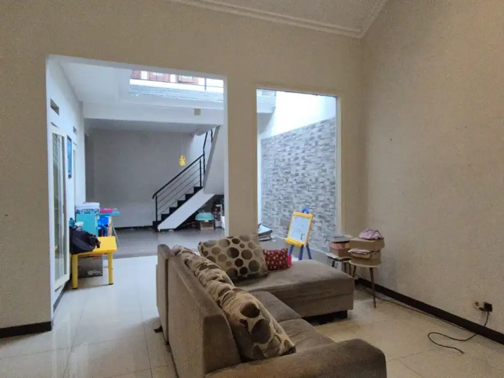 Turun Harga! Hunian Nyaman Berlokasi Premium Kota Baru Parahyangan, Bandung. Survey Segera!