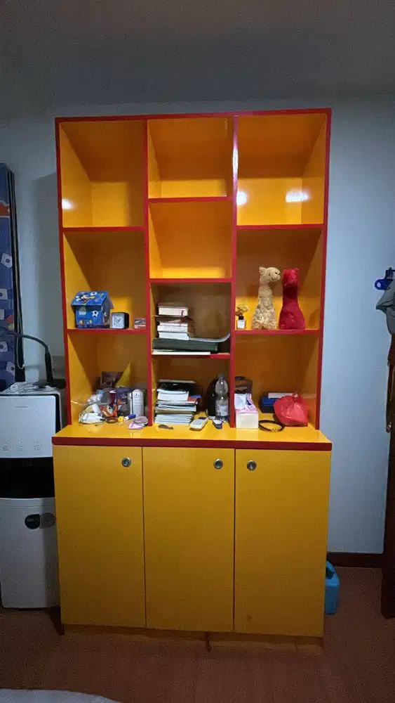 Rak buku solid wood custom