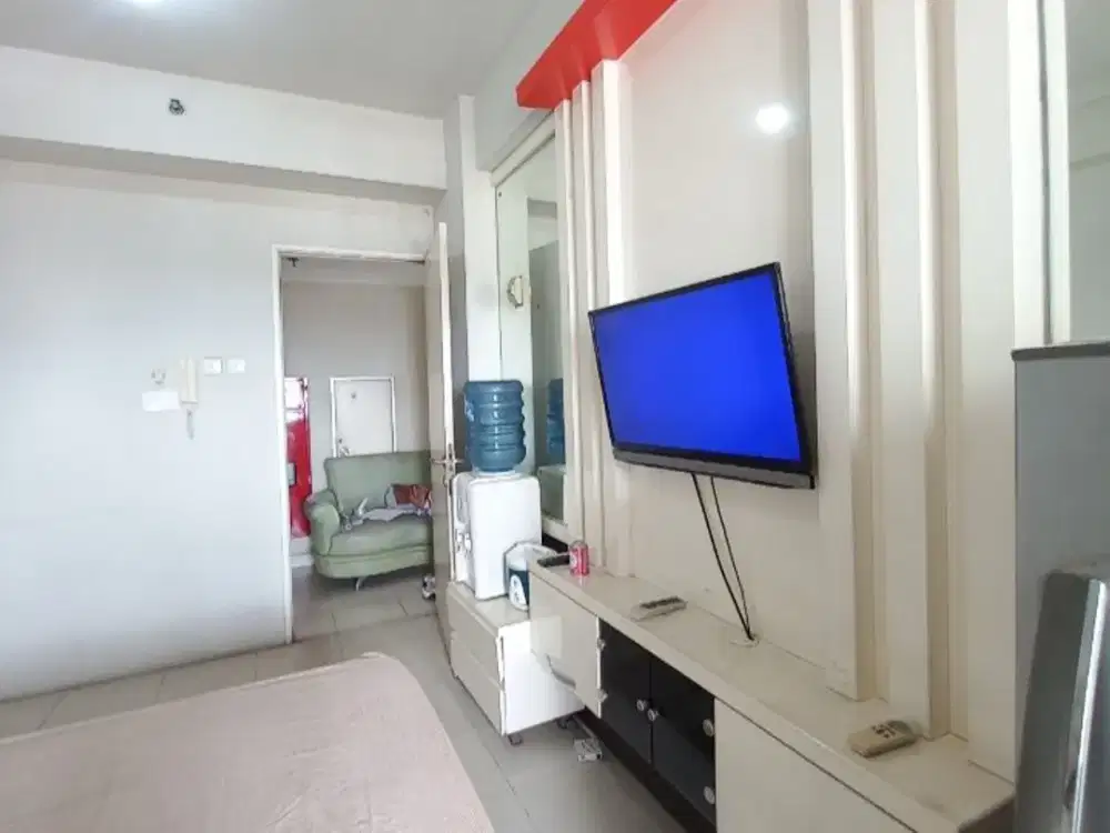 Disewa Bulanan tahunan Apartemen Grand emerald studio room lt 20
