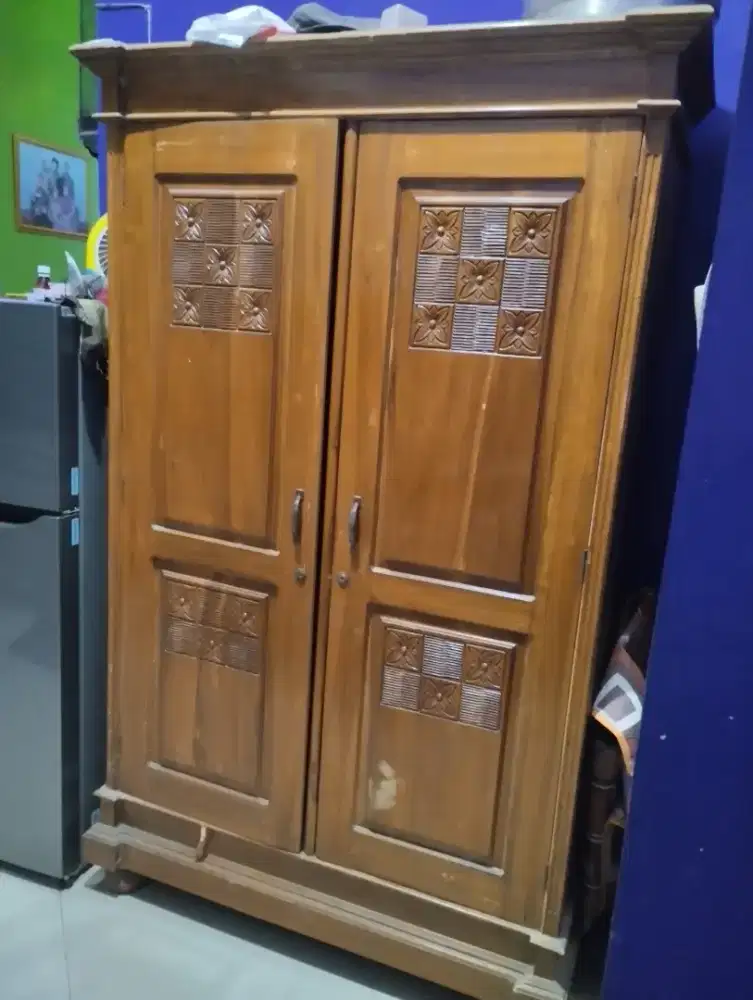 jual lemari kayu jati