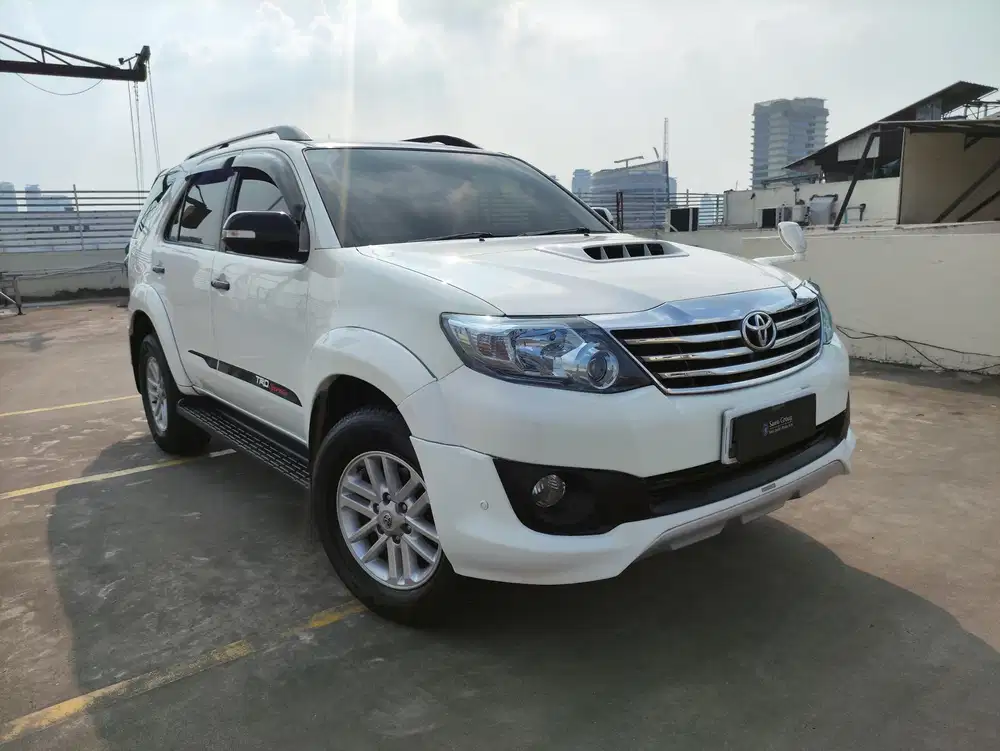 Toyota Fortuner TRD VNT 2013 A/T