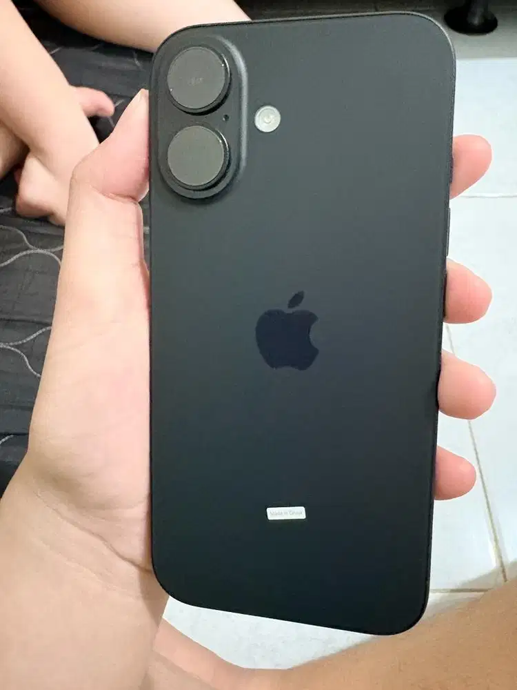 Iphone 16 128 ex ibox pemakaian 15 hari