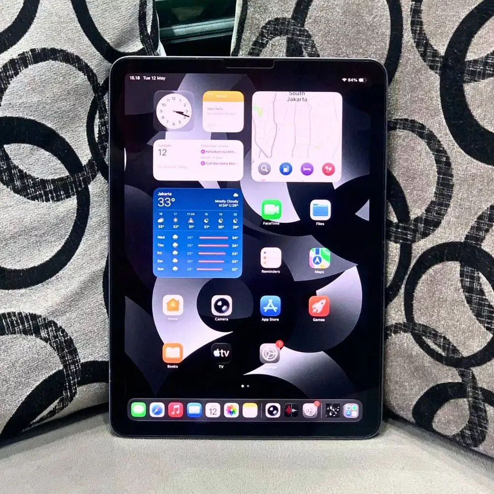 BH 92% IPAD AIR 5 M1 64GB GREY MULUS