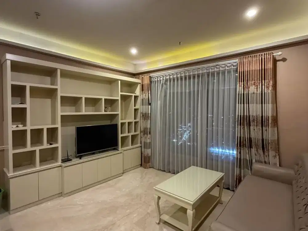 Disewakan apartemen the peak tunjungan plaza