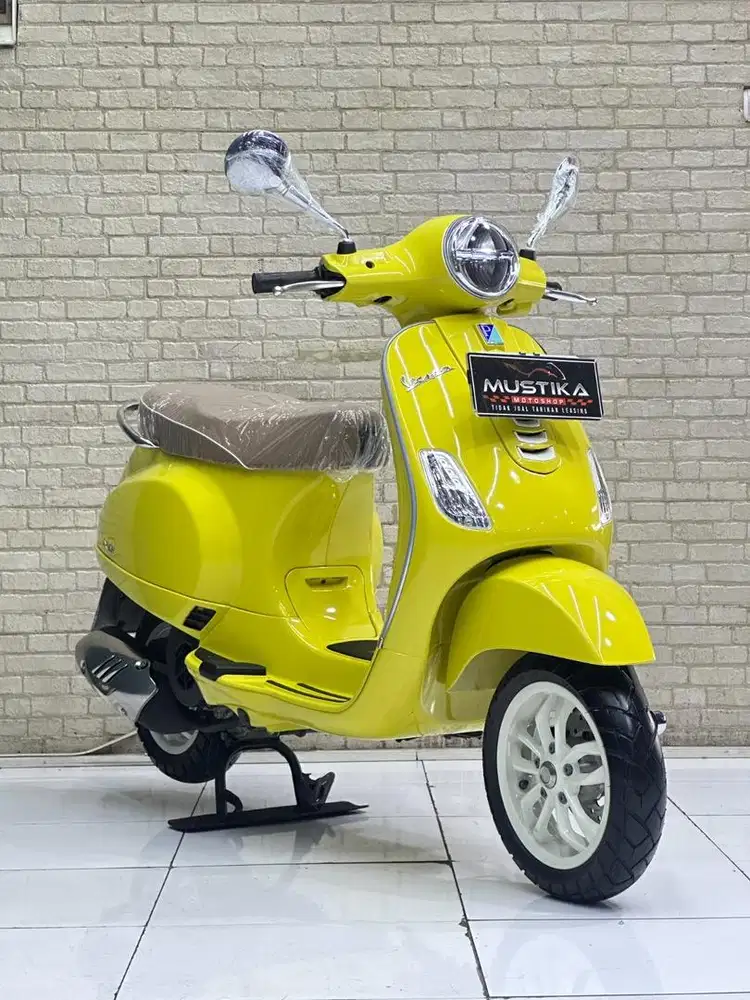 Seperti baru! vespa lx 125 2024 - wulan mustika