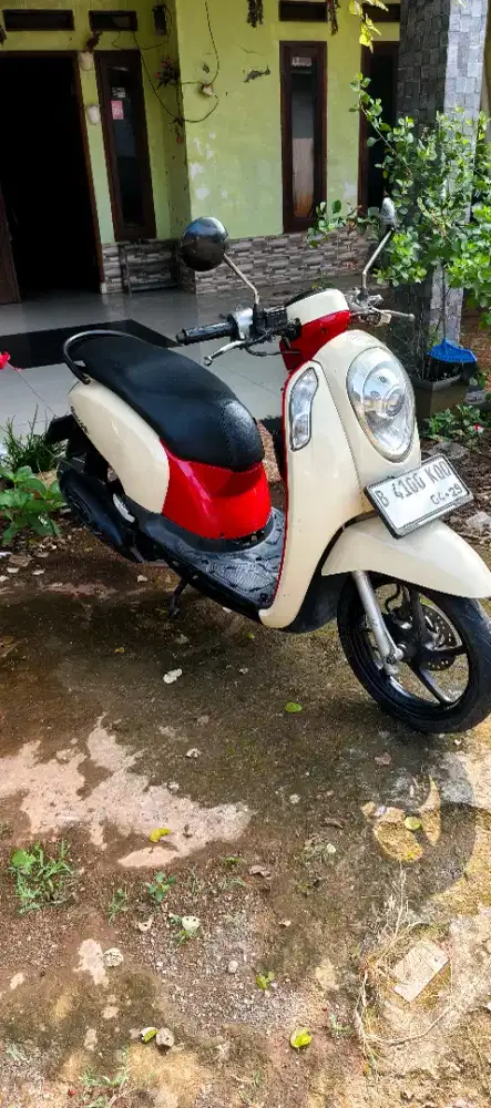 Scoopy 2014 pajak hidup