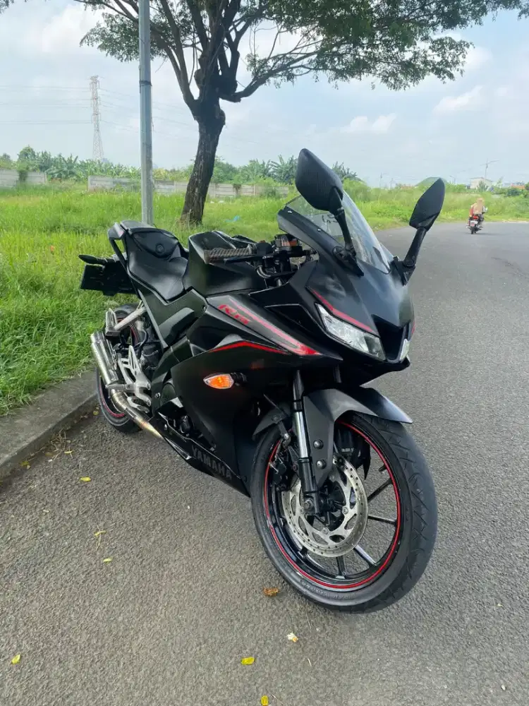 YAMAHA R15 V3 2018