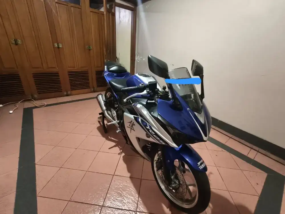 YAMAHA R25 BIRU 2016