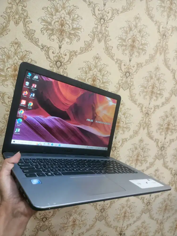asus vivobook max x541NA normal semua nya SM charger saja