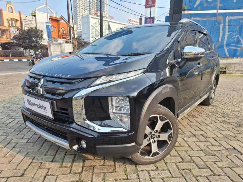 DP RENDAH Mitsubishi Xpander 1.5 Cross Premium Package AT 2022 NZV