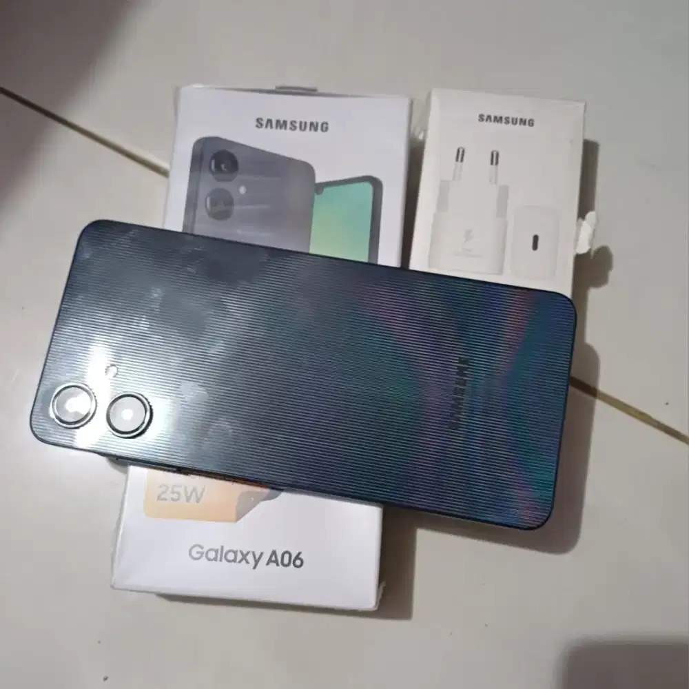 Jual cepat samsung galaxy A06 4/128 fullset