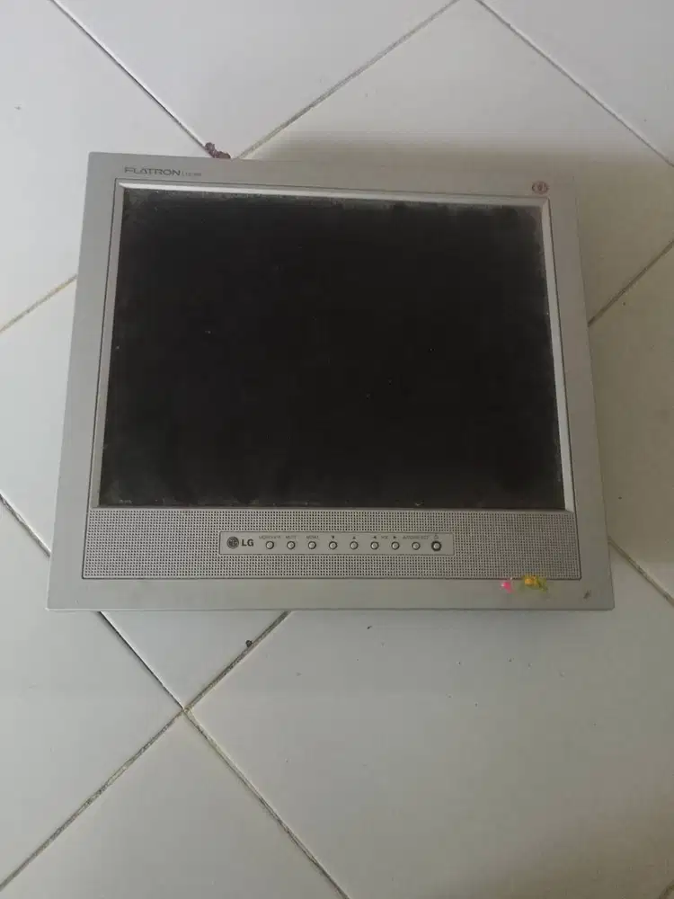 Jual tv flatron ( LG ) L1510M