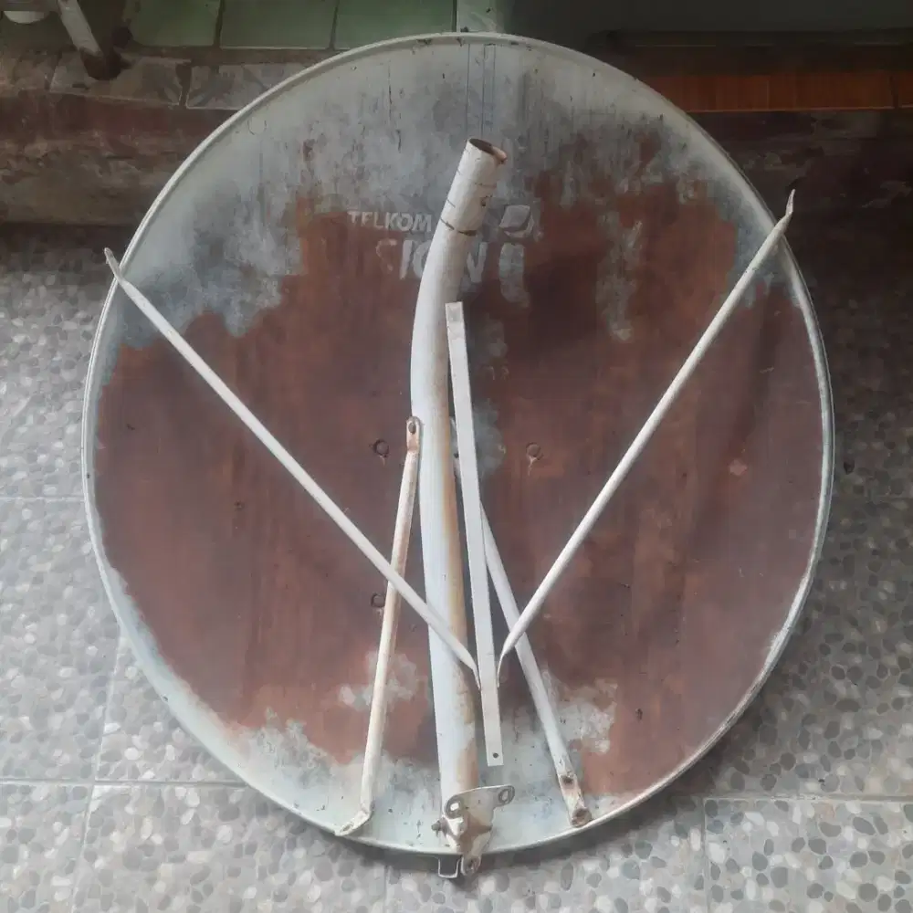 Antenna TV Size Big Besar