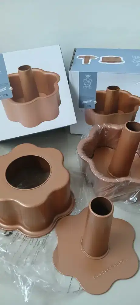 Barang display cetakan kue cantik