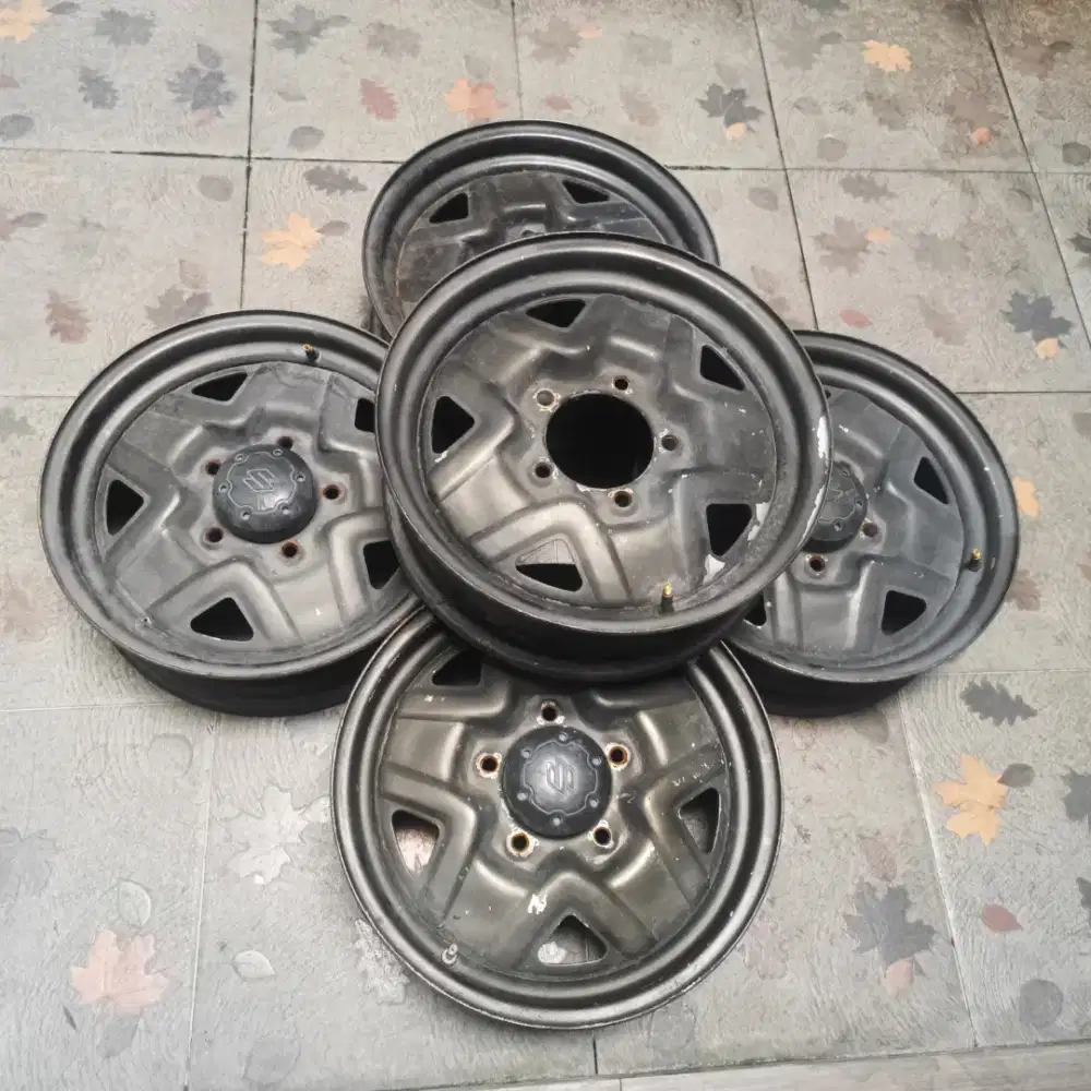velg jimny ja11