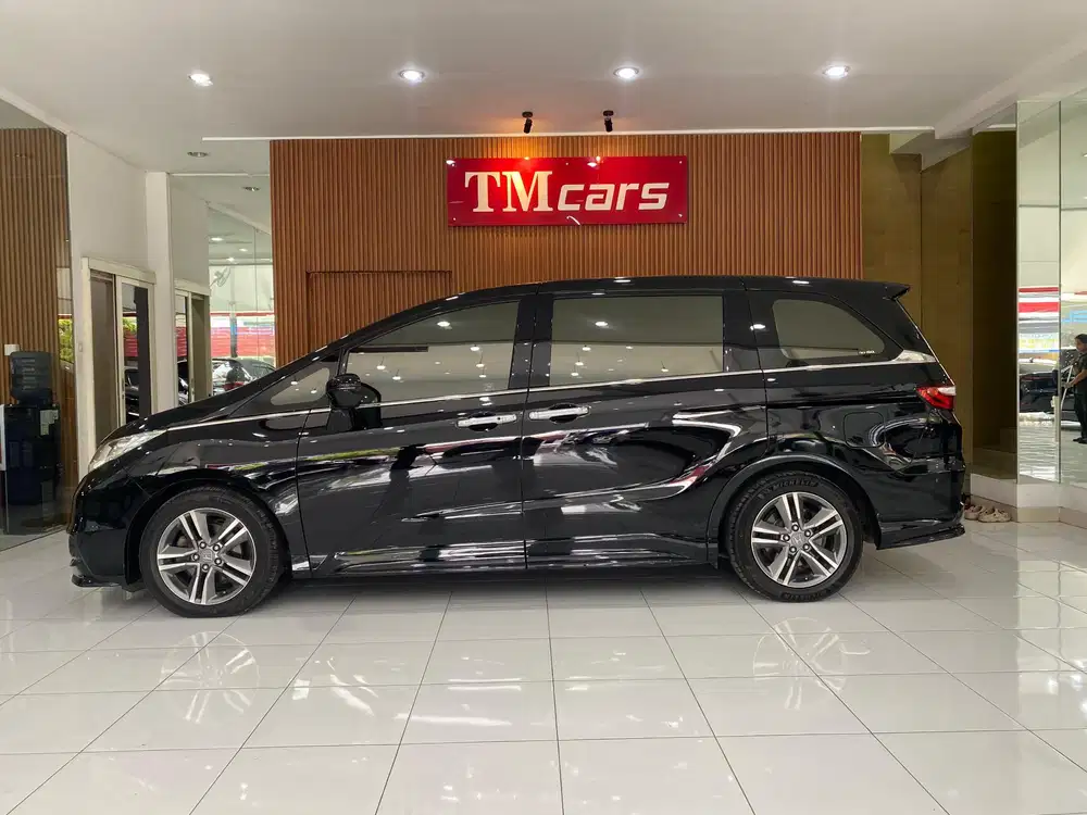 Honda Odyssey 2017 Bensin