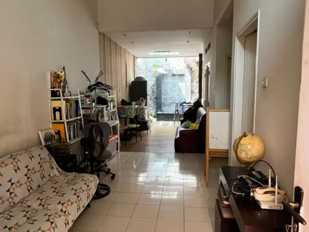 Hot Sale, Rumah Minimalis Berlokasi Di Kawasan Tenang Kota Baru Parahyangan, Bandung