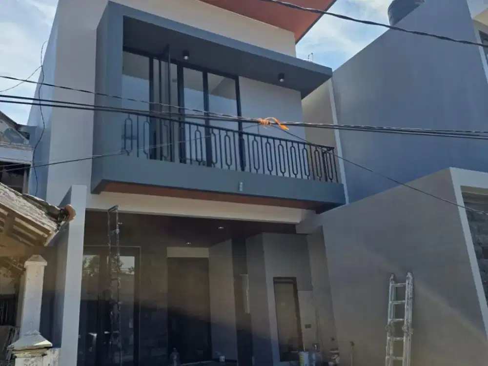 FOR SALE RUMAH CANTIK BARU GRESS MANYAR TIRTO SURABAYA KOTA VG 102