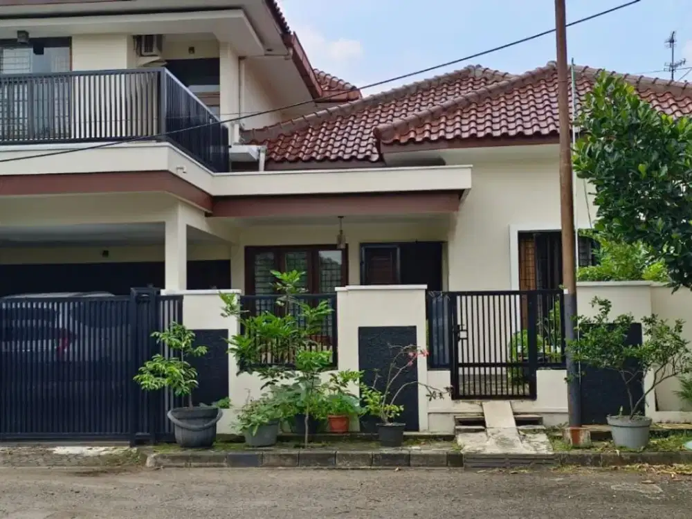 Rumah dijual di TB Simatupang Tanjung Barat Dekat Tol Jorr Dekat Stasiun Lokasi Strategis