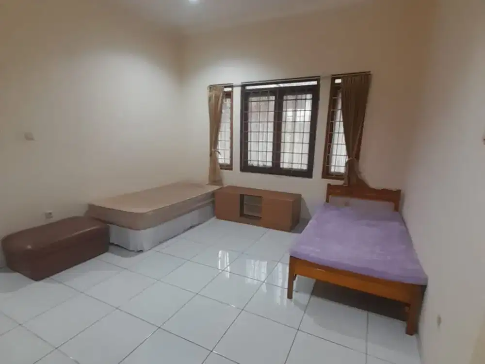 Jual Cepat! Rumah Tinggal Luas Tanah Besar Di Kawasan Tenang Setra Sirna, Bandung