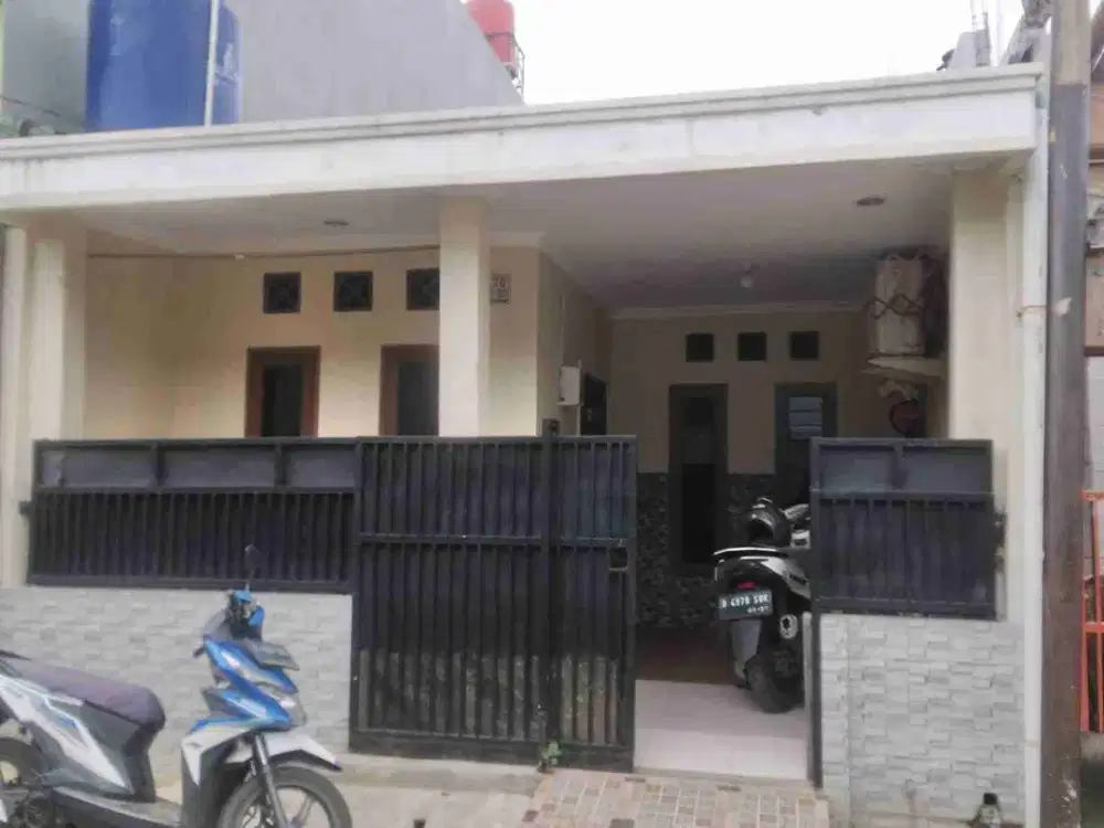Rumah Siap Huni Dekat Pasar Ciputat