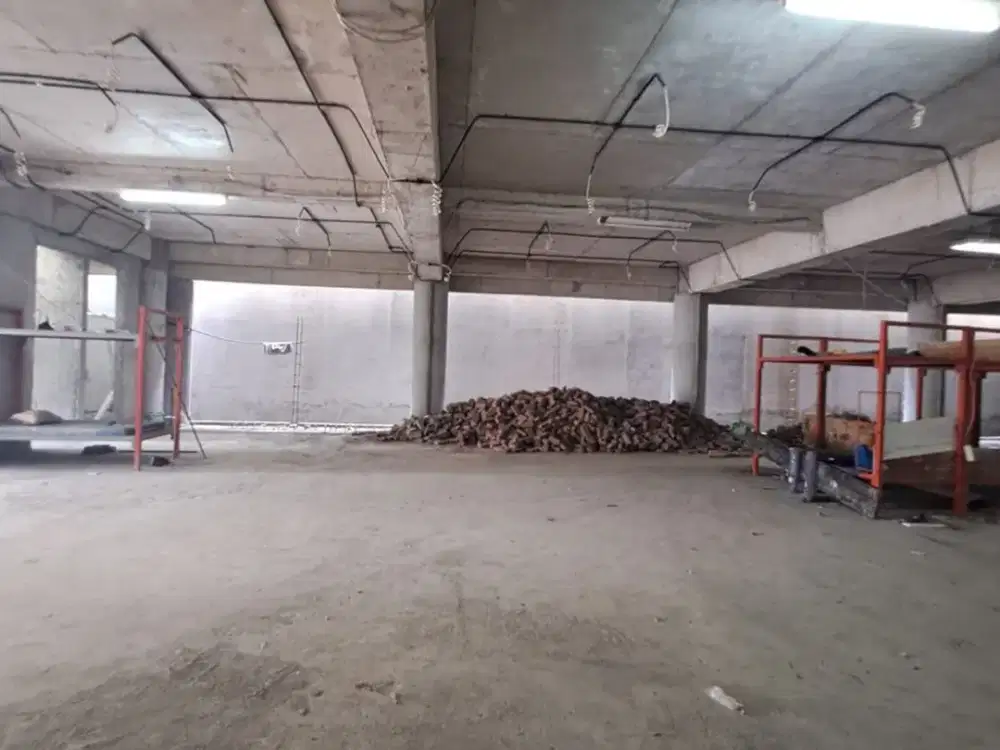 Rumah Modern Dalam Proses Pembangunan, Di Daerah Kebayoran Baru