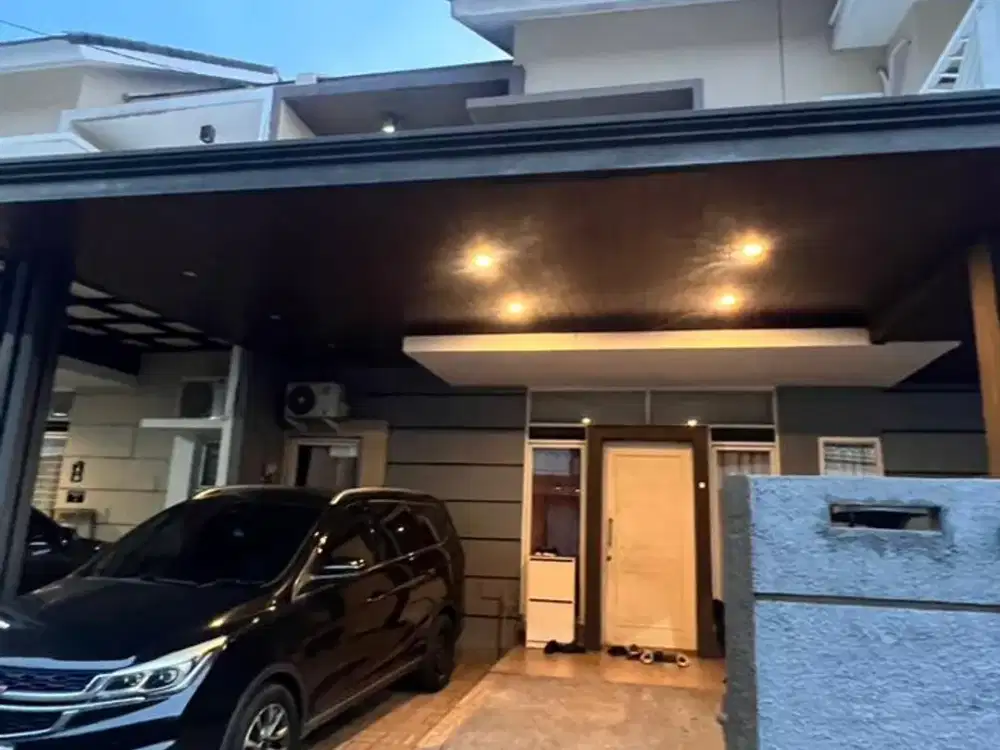 Dijual Cepat Rumah Rapih ada Swimming Pool di BSD JS-18256