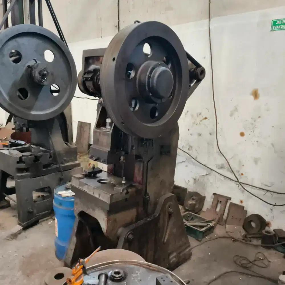 Mesin pon 16 ton